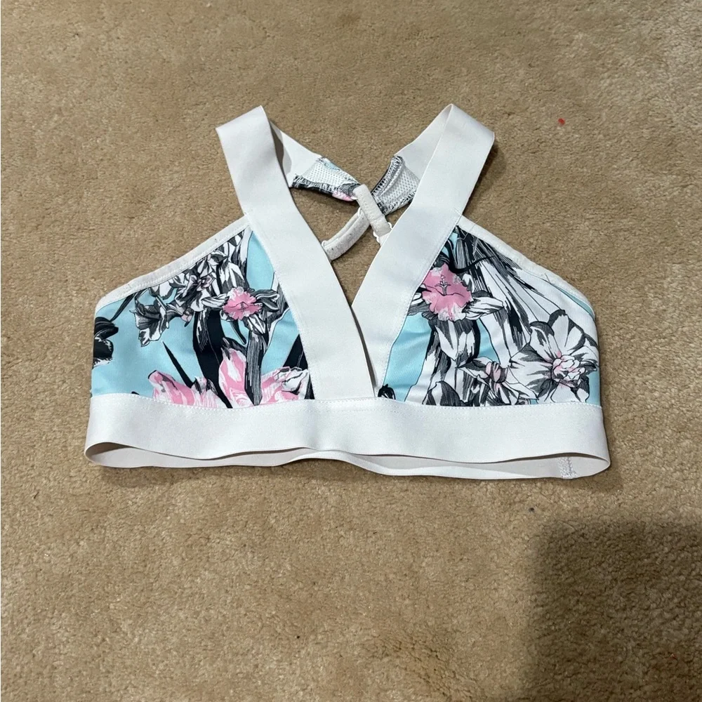 Nike Women's Indy Light Hyper Sports Bra - Black, White, Blue, Pink - Picture 2 of 4